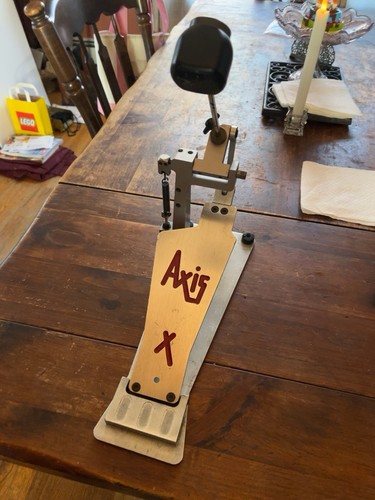 Axis single pedal - a,