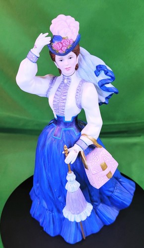 Vintage avon mrs albee - mrs., 10"