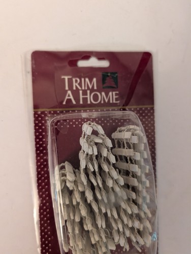 T miniature dollhouse - 1.25",