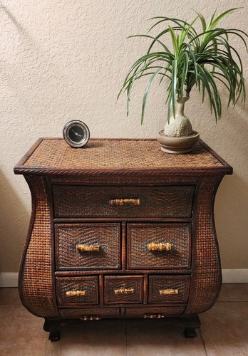 Distinctive bombay styled - distinctive,