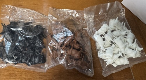64th toy cows 3d printed - cows,