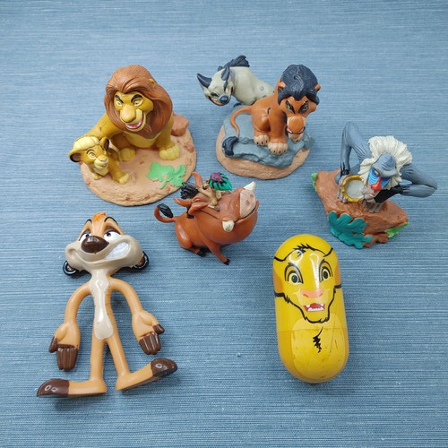 Vintage lot lion - vintage,