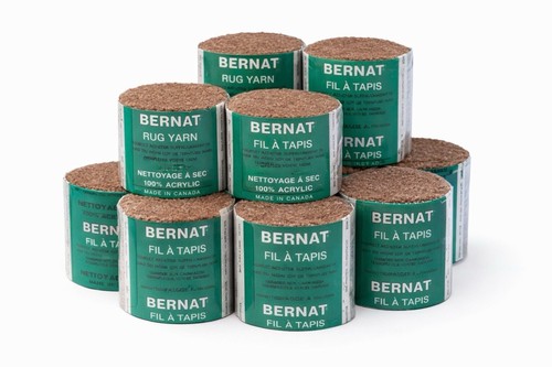 Lot bernat rug yarn fil - of,