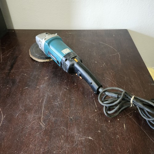 Makita 9227c amp - 10,
