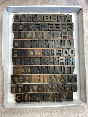 Bold wood printing type - bold,