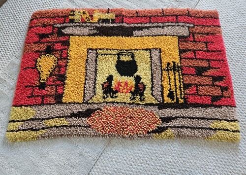 Vintage malina hook - malina, rug