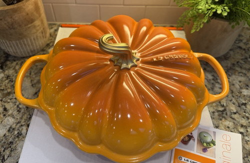 New creuset signature - new,
