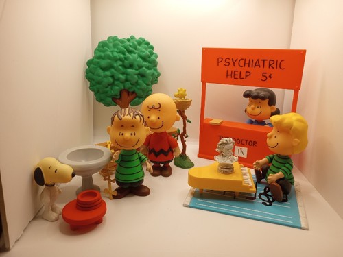Peanuts good charlie - good, brown