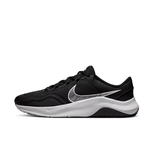 Nike legend essential next - essential,