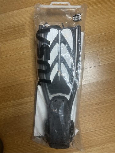 Tusa pert zoom z3 fins - zoom,