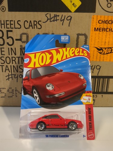 Hot wheels new - hot, case