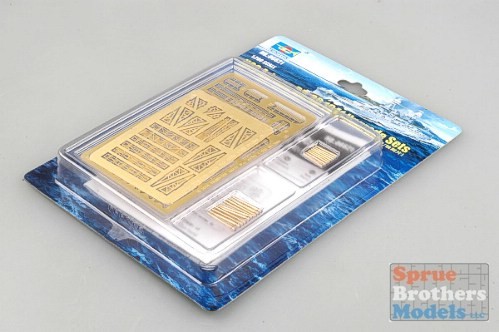Trp06621 200 trumpeter - trumpeter, uss