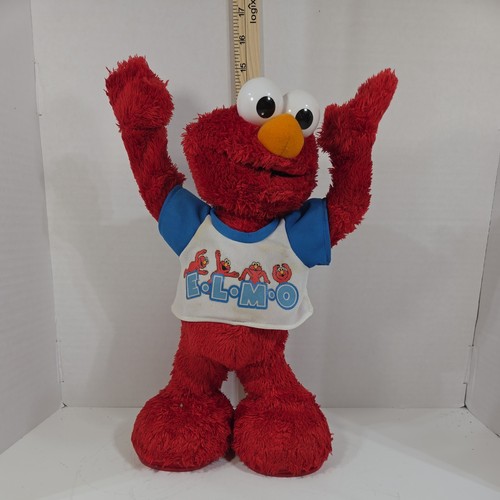 Sesame street elmo sings - sesame,