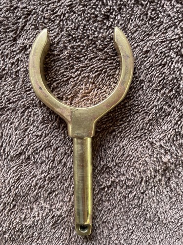 Solid brass oar lock - brass,