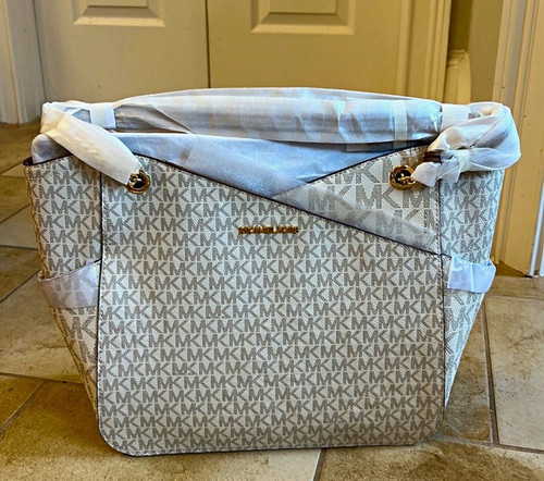 Michael kors beige logo - michael,