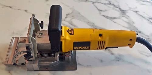 Dewalt dw682k amp biscuit - 6.5,
