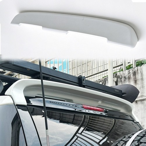 White rear spoiler - rear,