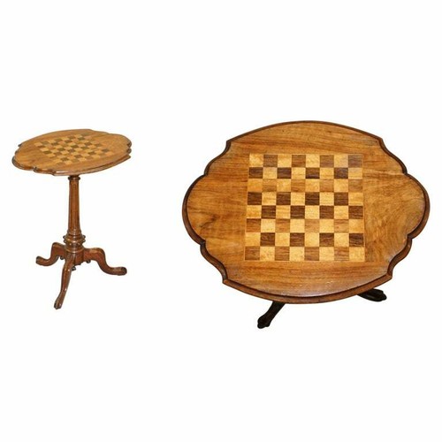 Victorian 1880 walnut - 1880,