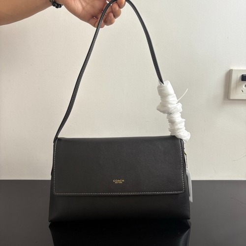 New coach chelsea shoulder bag - new,