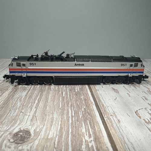 Bachmann scale amtrak 951 - bachmann,