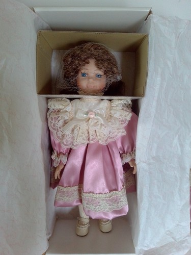Marie osmond porcelain - osmond,