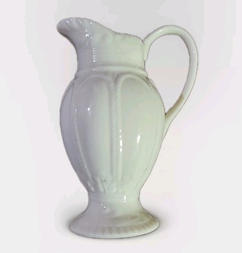Vintage thatcham creamer cream - vintage,