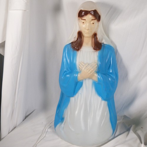 Vintage empire mary plastic - empire,