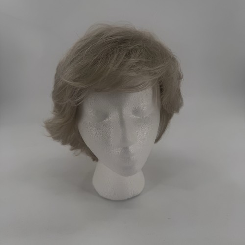 Tony beverly kris - beverly, wig