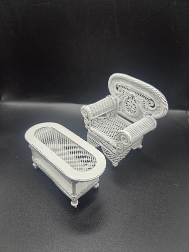 Vintage white wire - white, wicker