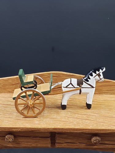 Artist dollhouse miniature - artist,