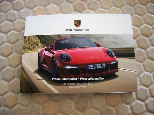 Porsche press 8mb flash - porsche,