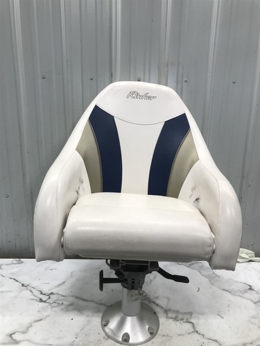 Rinker marine boat captains