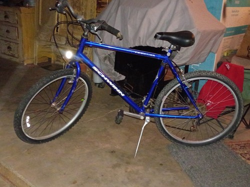 Vintage adult schwinn - schwinn, frontier