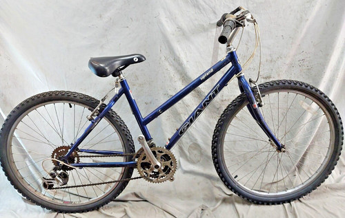 2004 giant upland - upland, bike