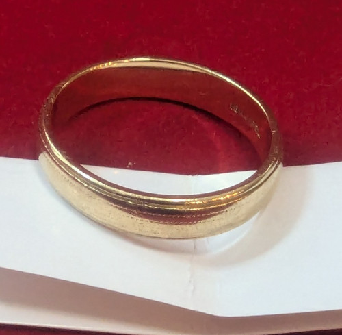 Yellow gold 18k - gold,