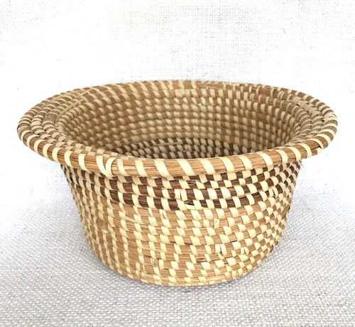 Gullah sweetgrass basket - sweetgrass,