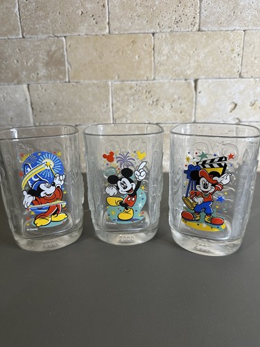 Lot vintage walt - of,