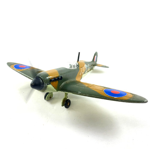 Vintage dinky battle - dinky,