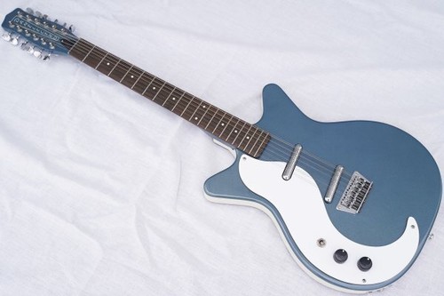 Electric guitar danelectro - guitar,