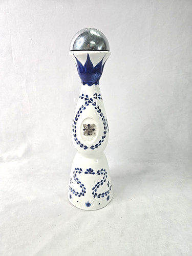 Clase azul reposado - reposado, empty