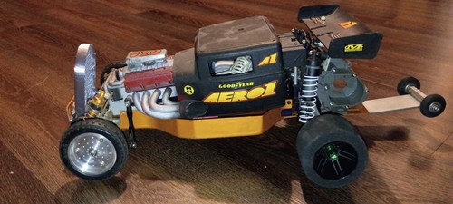 Team associated gold - team, pan