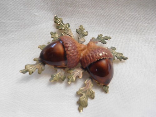 Big vintage fall pin - big, enamel