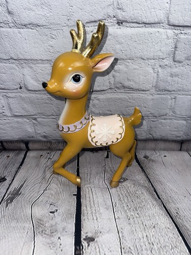 Nwt reindeer figure christmas - nwt,