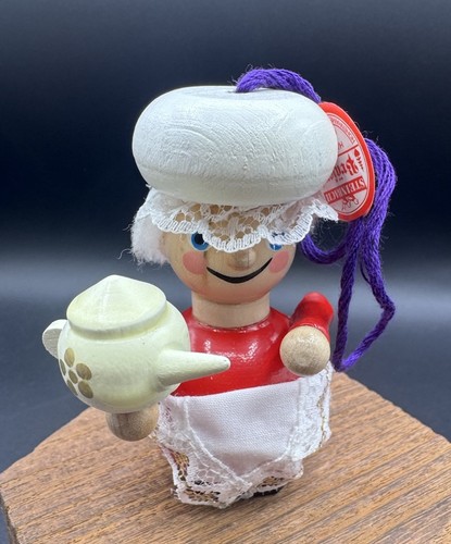 Steinbach cratchit maid - steinbach,