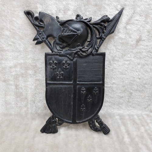 Vintage cast metal - knight, coat