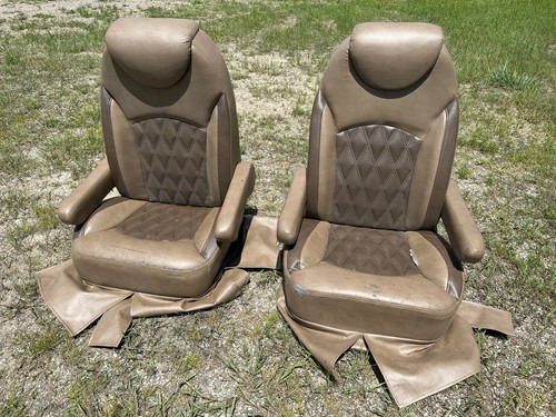 Williamsburg captain chairs - rv,
