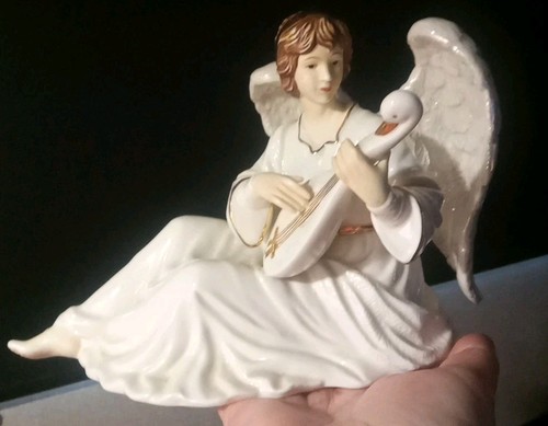 Beautiful large porcelain - beautiful,
