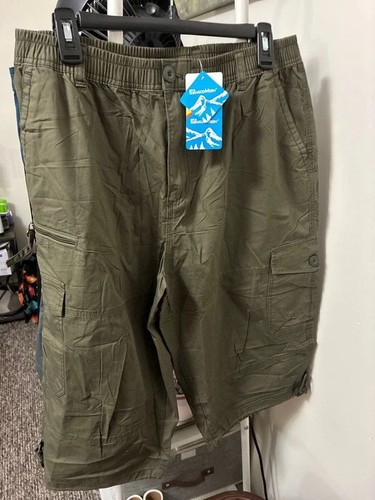 Nwt men long - cargo, shorts