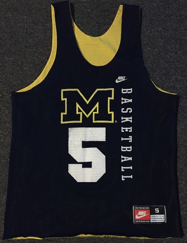 Vtg 90s nike university - nike, of