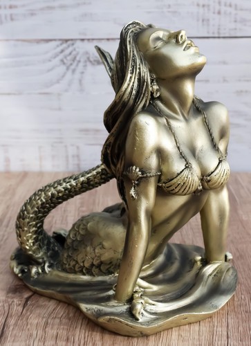 Seductive siren the seas - seductive,